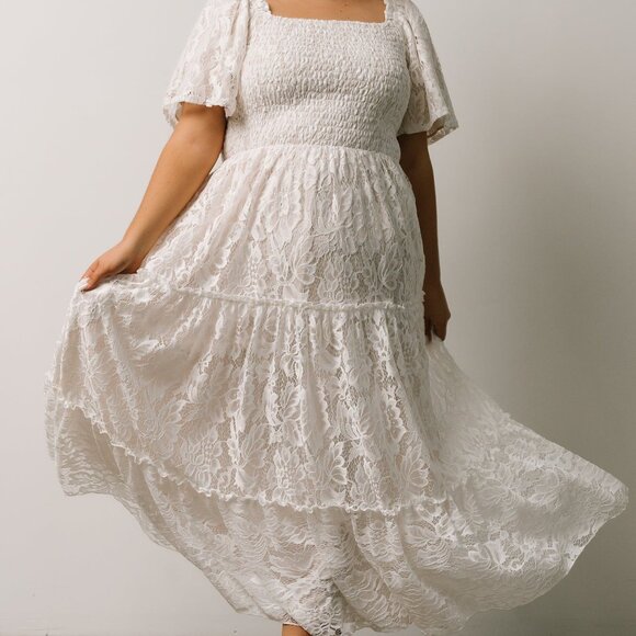 Baltic Born Aspen Smocked Lace Maxi Dress | Off White Size LL - Picture 2 of 5